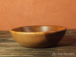 Assiette creuse en noyer - Taille enfant