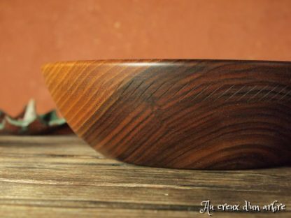 Assiette creuse en noyer – Image 3