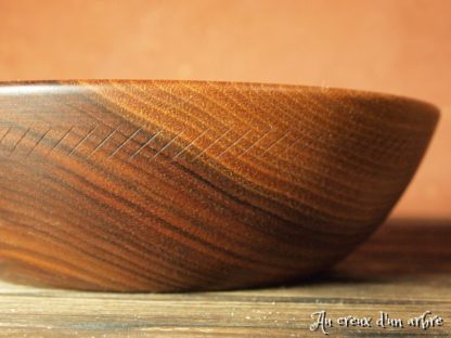Assiette creuse en noyer – Image 4