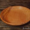 Assiette mi-creuse en frêne ondé – Image 2