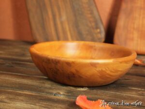 Assiette creuse en poirier 620