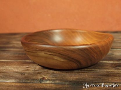 Assiette creuse en noyer – Image 4