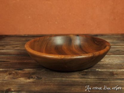 Assiette creuse en noyer – Image 3