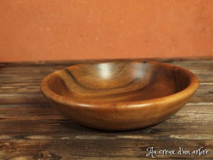 Assiette creuse en noyer – Image 2