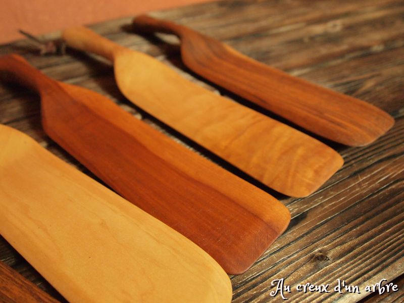 Spatule à crêpe en bois - Au creux d'un arbre