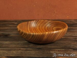 Assiette creuse en orme 557