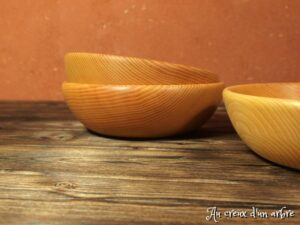 Assiette creuse en frêne 559