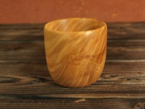 Verre en frêne-olivier - Taille bébé