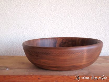 Assiette creuse en noyer – Image 4
