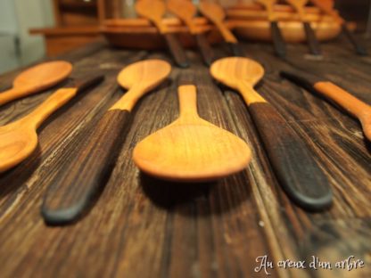 Cuillère en bois pour manger (adulte) en merisier oxydé – Image 3