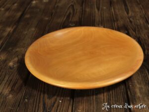 Assiette plate en poirier 527