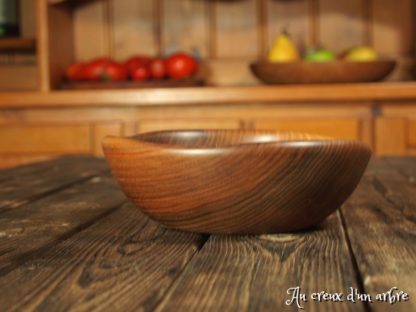Assiette creuse en noyer – Image 2