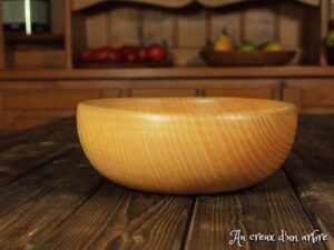 Assiette creuse en frêne 519