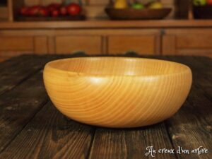 Assiette creuse en frêne 523