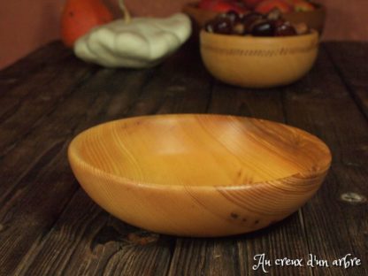 Assiette creuse en frêne-olivier