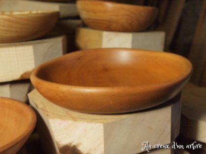Assiette creuse en poirier – Image 3