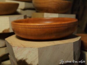 Assiette creuse en poirier 494