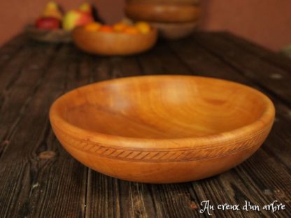 Assiette creuse en poirier – Image 5