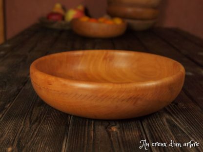 Assiette creuse en poirier