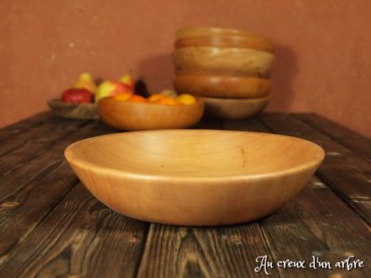 Assiette creuse en pommier