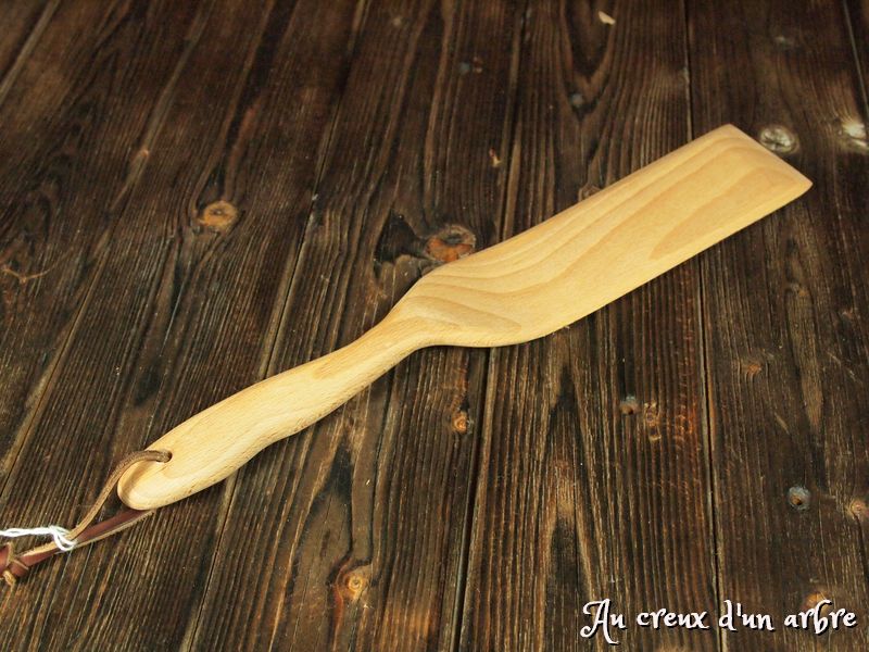 Spatule à crêpe en bois - Au creux d'un arbre