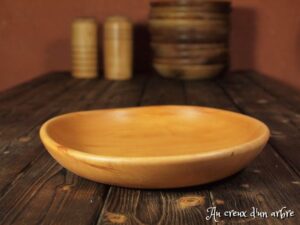 Assiette mi-creuse en poirier 415