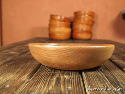 Assiette creuse en noyer – Image 2