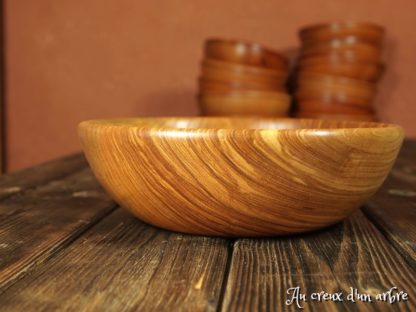 Assiette creuse en orme – Image 3