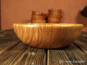 Assiette creuse en orme 405