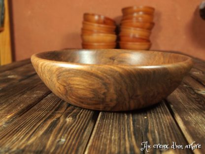 Assiette creuse en noyer – Image 3