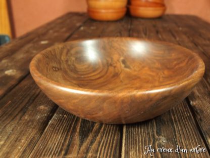 Assiette creuse en noyer – Image 2