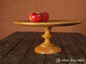 Présentoir en merisier