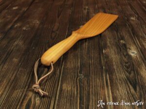 Spatule en merisier
