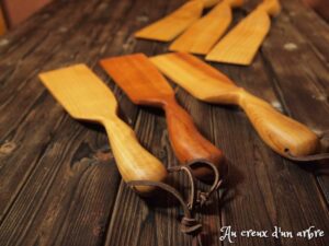 Spatule en merisier