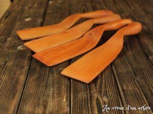 Spatule en poirier