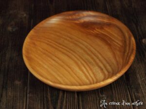 Assiette mi-creuse en orme 365