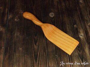 Spatule en merisier