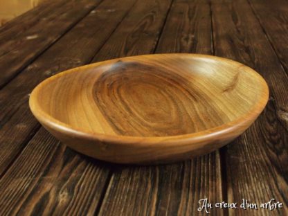 Assiette en noyer
