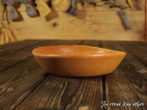 Assiette bébé en frêne