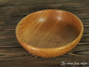 Assiette creuse en orme 337