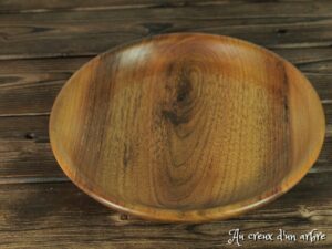Assiette en noyer 323