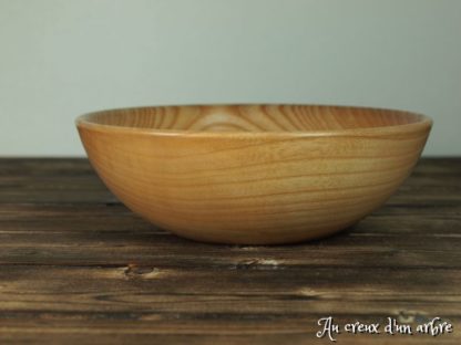Assiette creuse en frêne