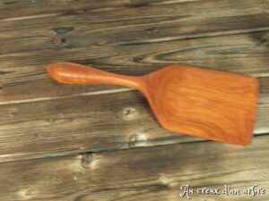 Spatule en pommier