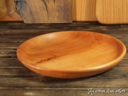 Assiette mi-creuse en poirier – Image 2