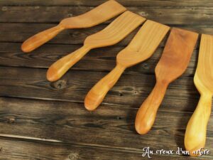 Spatule en merisier