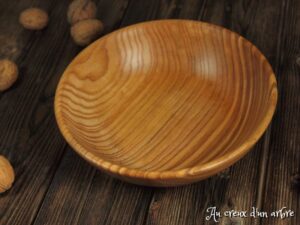 Assiette creuse en orme 312