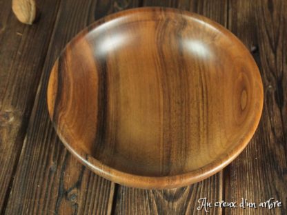 Assiette creuse en noyer
