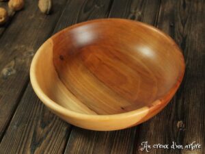 Assiette creuse en pommier 298