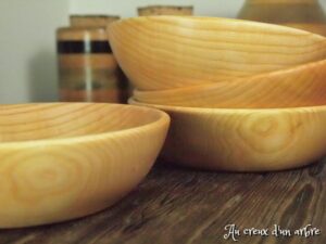 Assiettes creuses en frêne 50