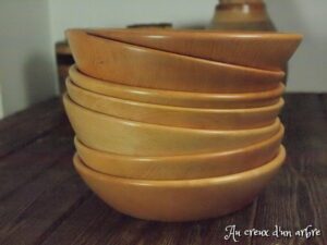 Assiettes creuses en hêtre 49
